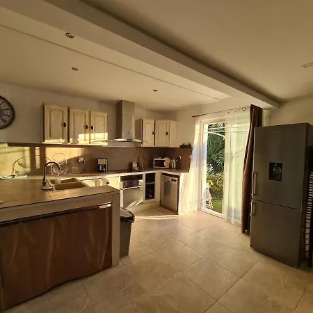 公寓 Flat With Sea View 昂蒂布