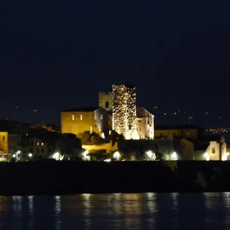 公寓 Flat With Sea View *