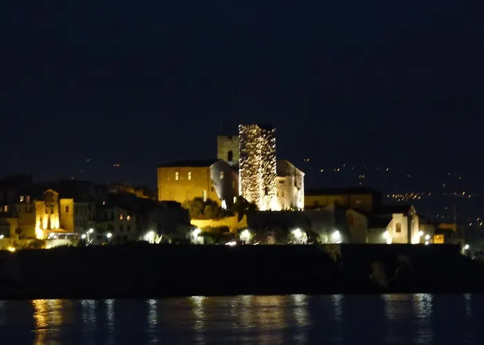 公寓 Flat With Sea View *