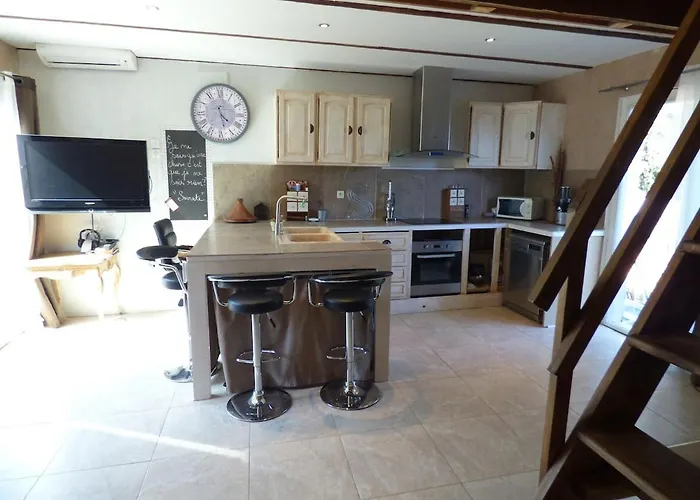 公寓 Flat With Sea View *