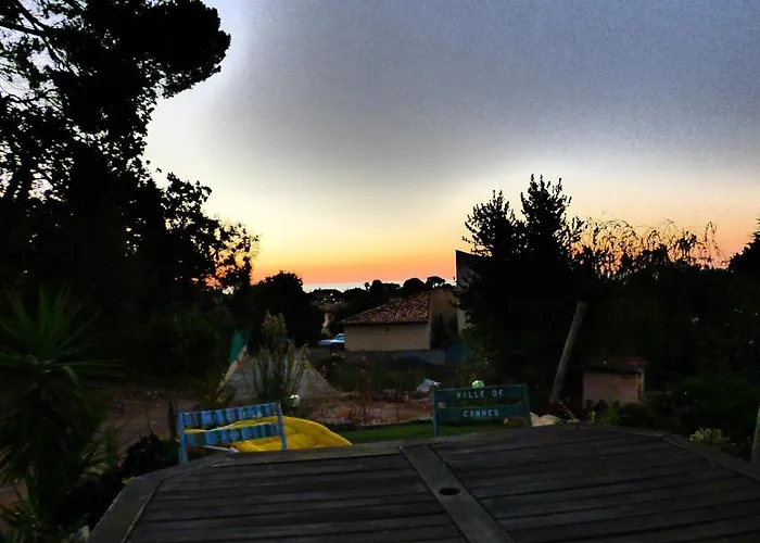 Flat With Sea View 公寓 昂蒂布