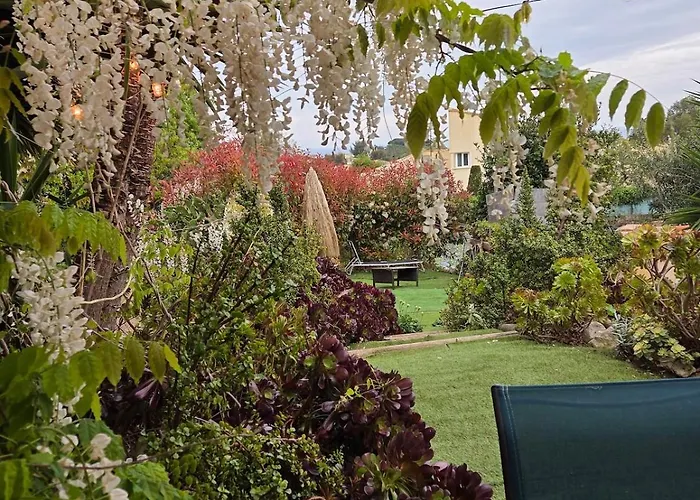 Flat With Sea View *